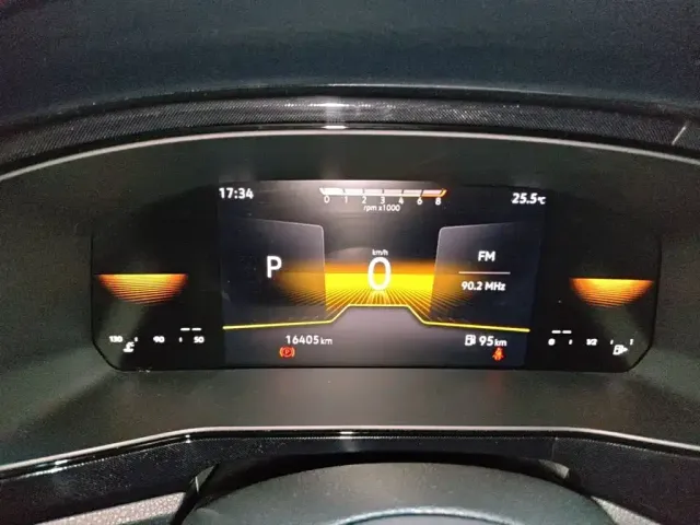 Volkswagen Tharu — Фото автомобиля 11