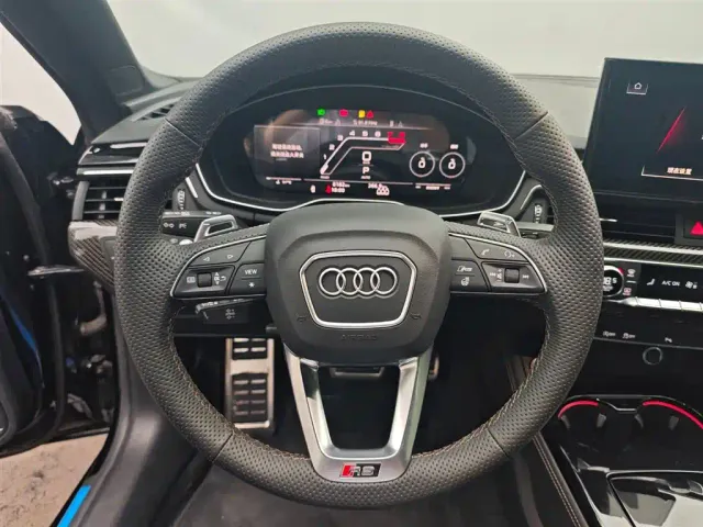 Audi Audi RS 5 2023 Model RS 5 2.9T Sportback Dark Gold Edition — Фото автомобиля 17
