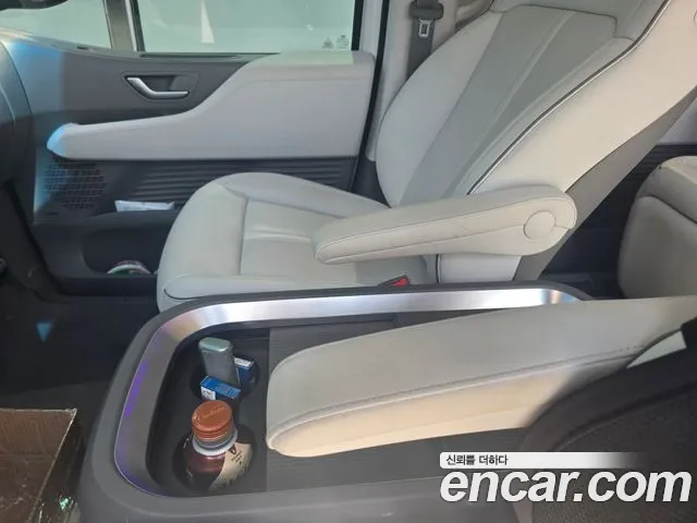 Hyundai Staria — Фото автомобиля 18