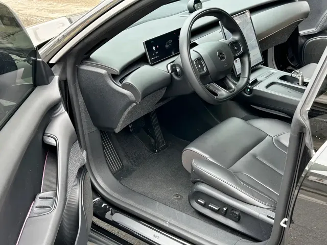 Nio ET5 Touring — Фото автомобиля 9