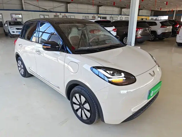 Wuling Bingo — Фото автомобиля 3