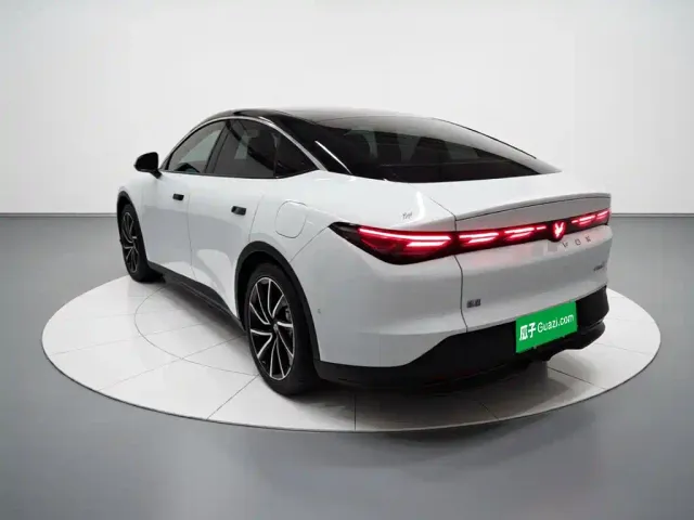 Arcfox Alpha S5 — Фото автомобиля 4