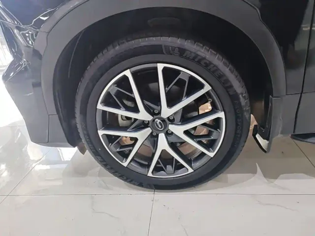 GAC Trumpchi GS8 — Фото автомобиля 22