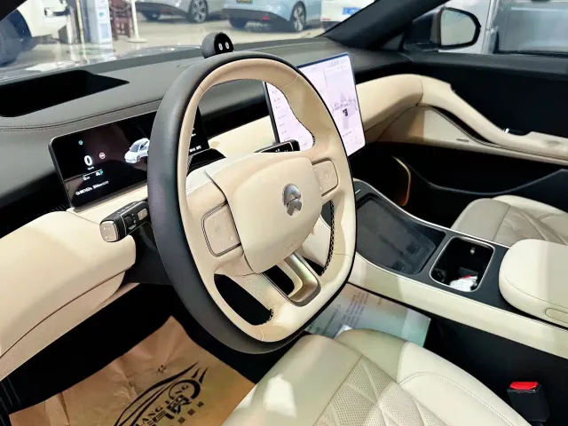 Nio ET5 Touring — Фото автомобиля 18