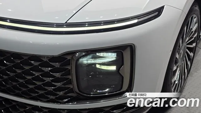 Hyundai Grandeur Grandeur (GN7) 2.5 Бензин 2WD — Фото автомобиля 21