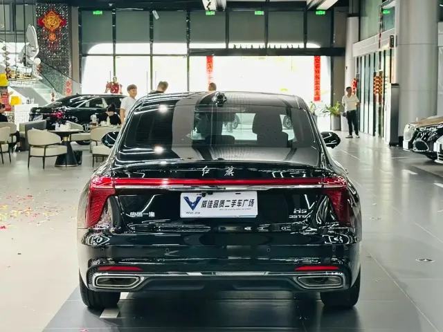 Hongqi H5 — Фото автомобиля 7