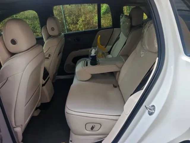 Li Auto i6 — Фото автомобиля 16