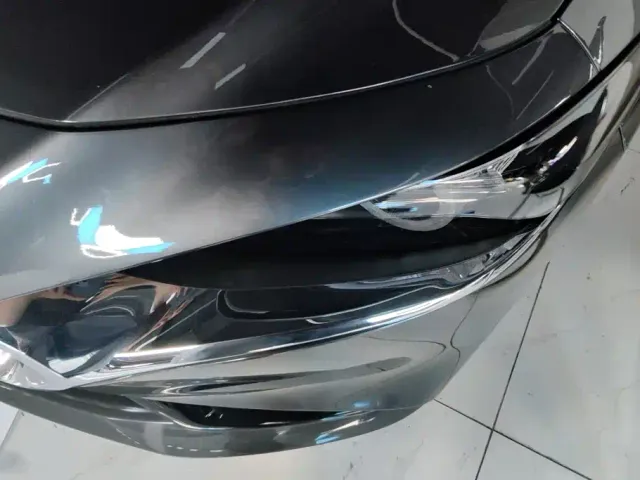 Mazda Axela — Фото автомобиля 5