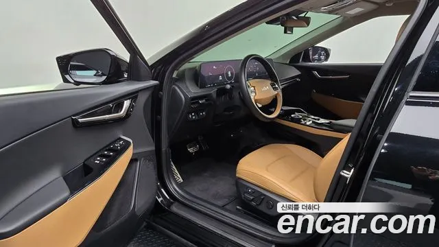 Kia EV6 — Фото автомобиля 14