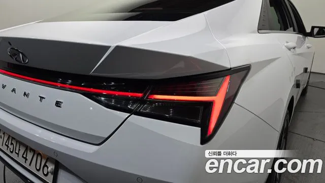 Hyundai Avante CN7 — Фото автомобиля 23
