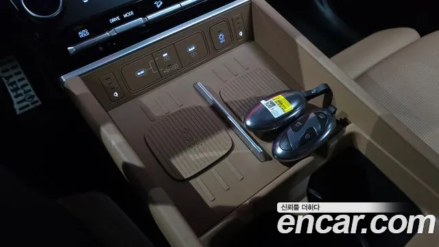 Hyundai Santa Fe — Фото автомобиля 26