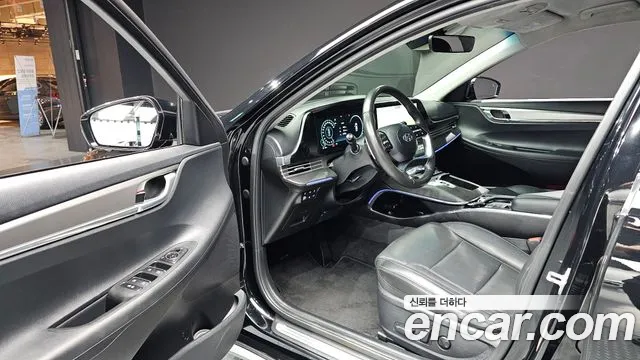 Hyundai Grandeur Grandeur (New) Hybrid — Фото автомобиля 15