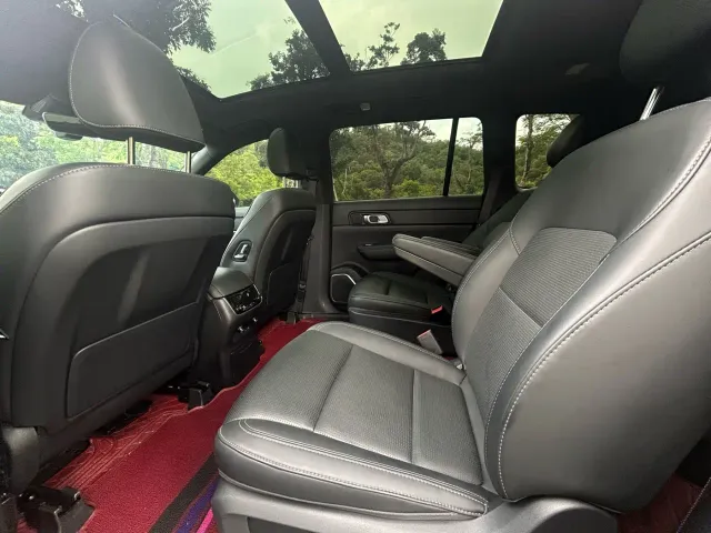 Li Auto ONE — Фото автомобиля 6