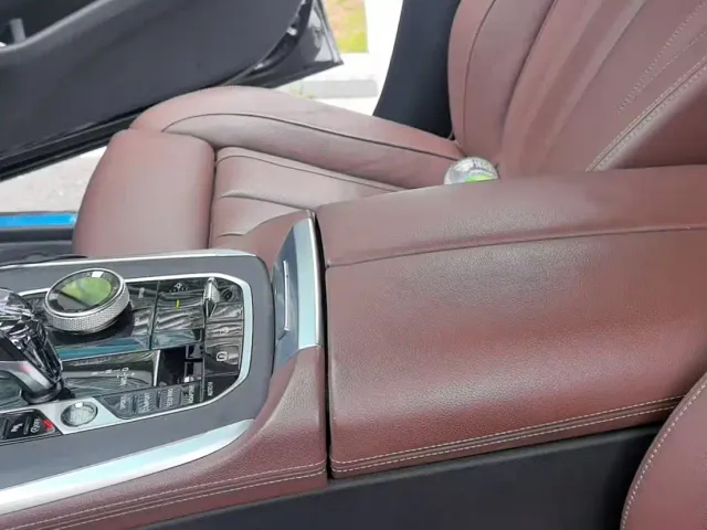 BMW X7 — Фото автомобиля 6