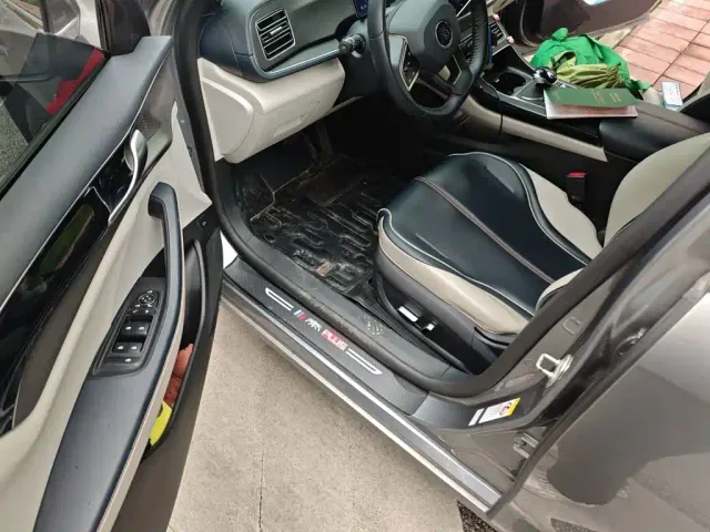 BYD Qin PLUS — Фото автомобиля 17