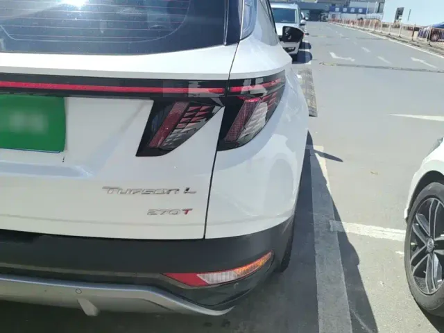 Hyundai Tucson — Фото автомобиля 7