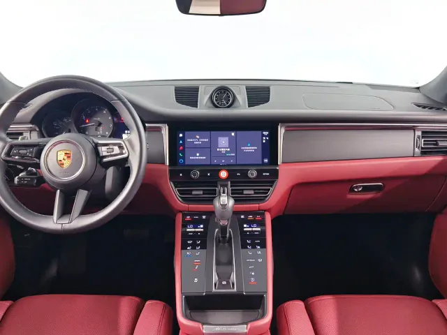 Porsche Macan — Фото автомобиля 9