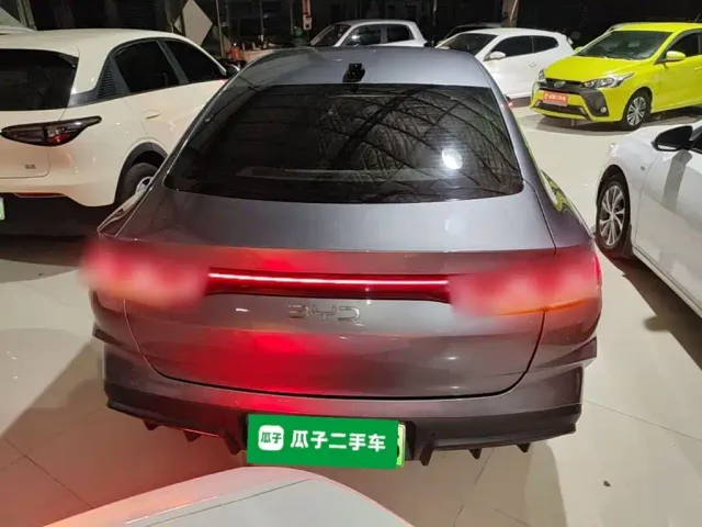BYD Qin L — Фото автомобиля 5
