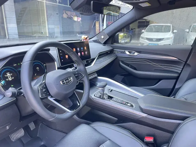 Geely Xingrui — Фото автомобиля 19