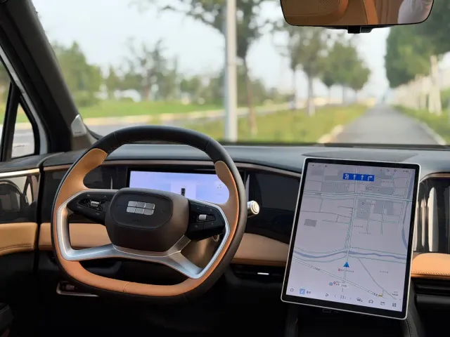 Geely Galaxy L7 — Фото автомобиля 11
