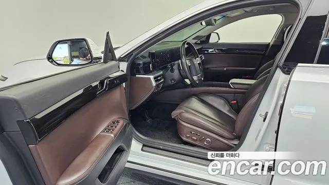 Hyundai Grandeur GN7 — Фото автомобиля 10