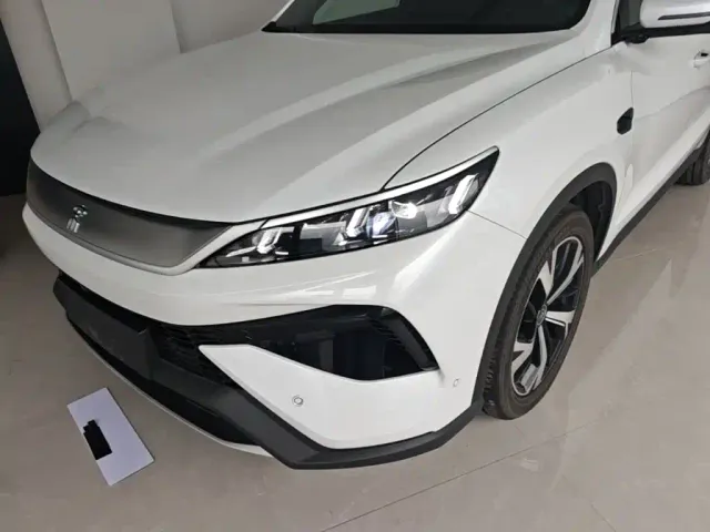 BYD Song Pro — Фото автомобиля 23
