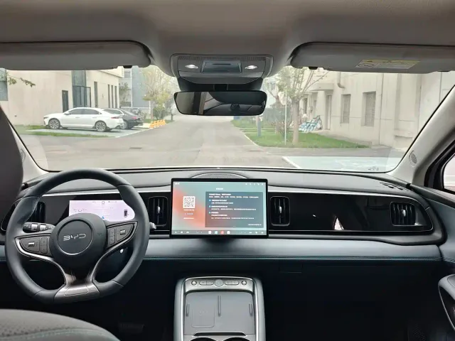 BYD Seal 05 DM-i — Фото автомобиля 8