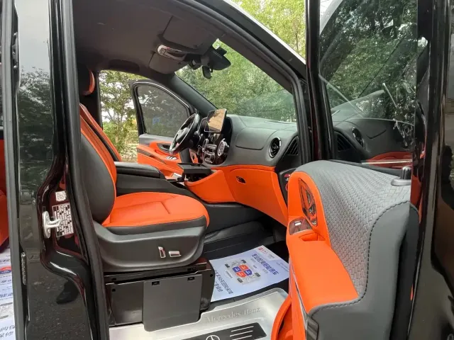 Mercedes-Benz Vito 2023 2.0T Elite 7-Seater — Фото автомобиля 15