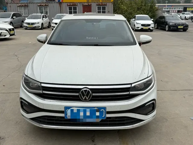 Volkswagen Bora — Фото автомобиля 2