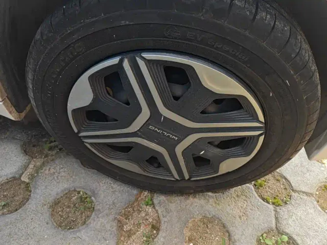 Wuling NanoEV — Фото автомобиля 6