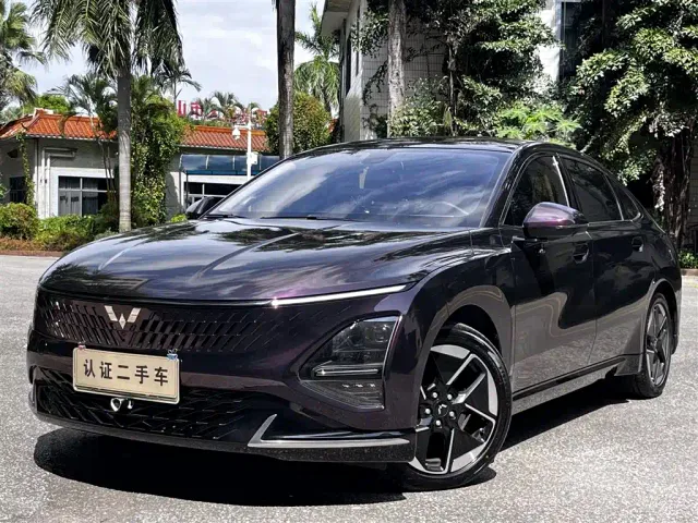 Фотография автомобиля — Wuling Starlight