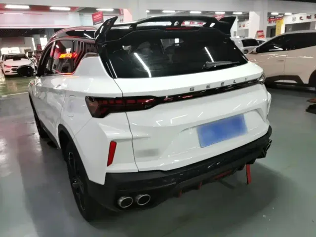 Geely Binyue — Фото автомобиля 4