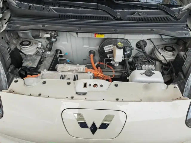 Wuling Hongguang Mini EV — Фото автомобиля 16