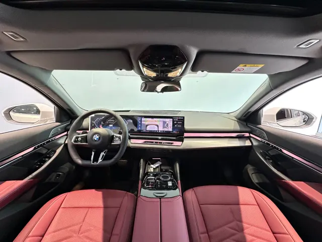 BMW 5 Series — Фото автомобиля 16