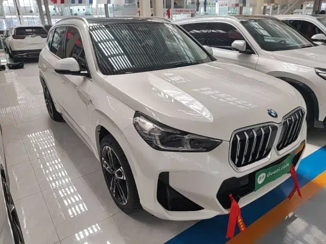 BMW X1 — Фото автомобиля 3