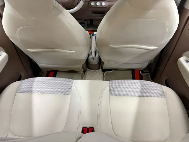 Wuling Motors Hongguang MINIEV 2025 4-Door Advanced — Фото автомобиля 10