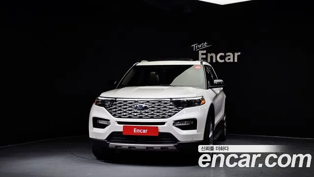 Ford Explorer Explorer 6 поколение 3.0 Platinum 4WD — Фото автомобиля 3