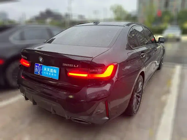 BMW 3 Series — Фото автомобиля 2