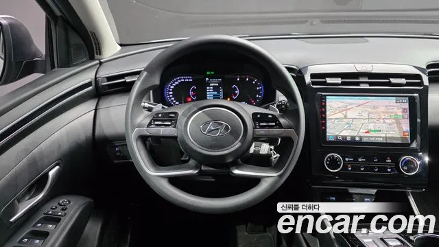 Hyundai Tucson Tucson (NX4) Дизель 2.0 4WD — Фото автомобиля 13
