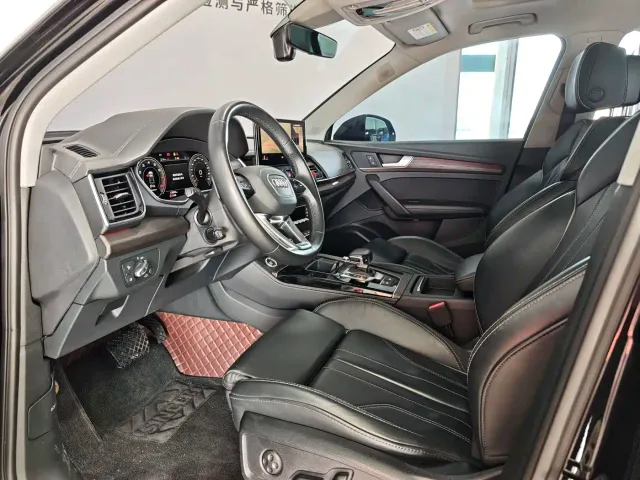 Audi Q5L — Фото автомобиля 7