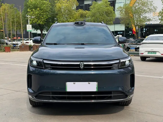 Aito M7 — Фото автомобиля 2