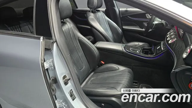 Mercedes-Benz CLS-Class — Фото автомобиля 22