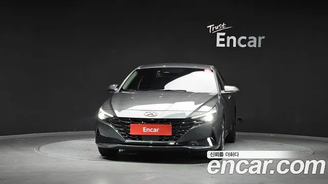 Hyundai AVANTE Avante (CN7) — Фото автомобиля 3
