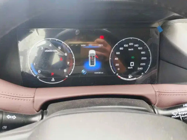 Geely Haoyue — Фото автомобиля 4