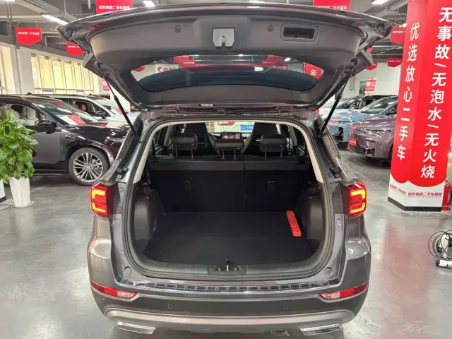 Changan CS75 — Фото автомобиля 8