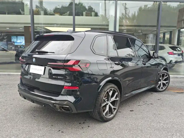 BMW X5 — Фото автомобиля 3