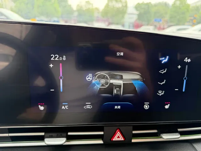 Hyundai Elantra — Фото автомобиля 7