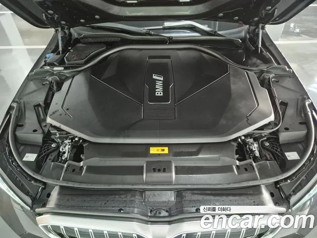 BMW i5 G60 — Фото автомобиля 6