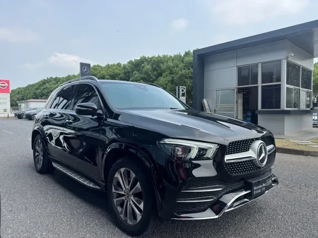 Mercedes-Benz GLE-Class — Фото автомобиля 3