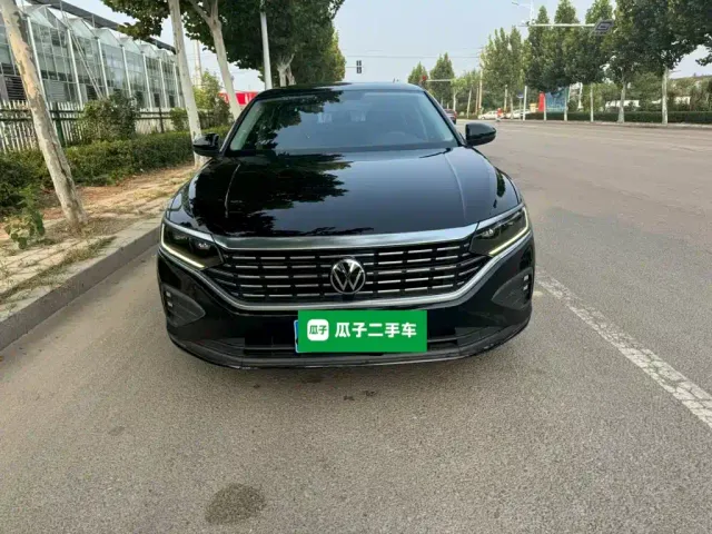 Volkswagen Passat — Фото автомобиля 2